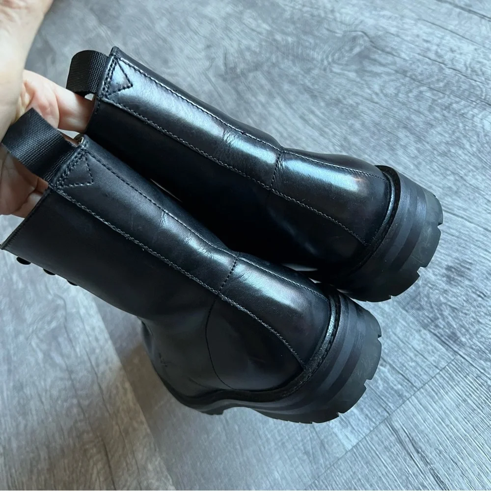 Steve Madden Combat Black Leather Boots Size 8